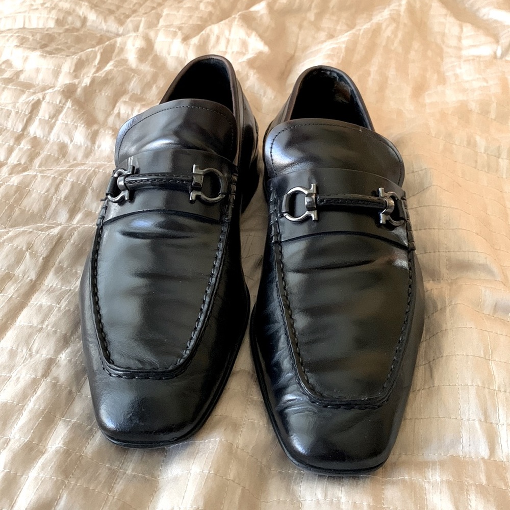 Black Ferragamo Shoes size 10 2E Leather
